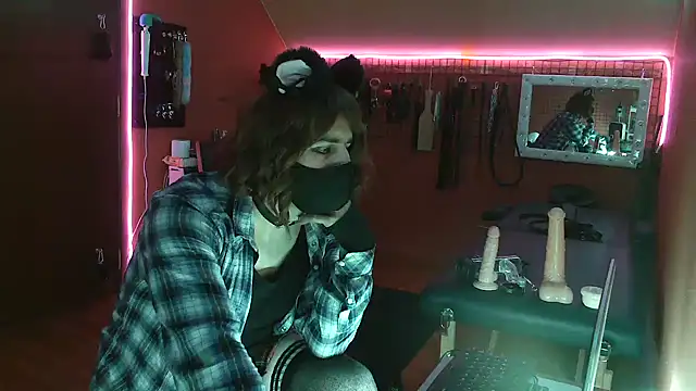 Snapshot of Ginny-the-bdsm-nympho chatting on February 20, 2025, 6:02 pm Ginny-the-bdsm-nympho online show from February 20, 2025, 6:02 pm