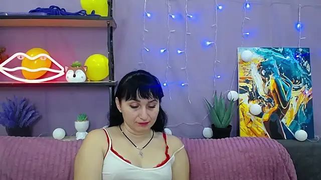 NinaFlawlees online show from January 27, 2025, 2:42 am