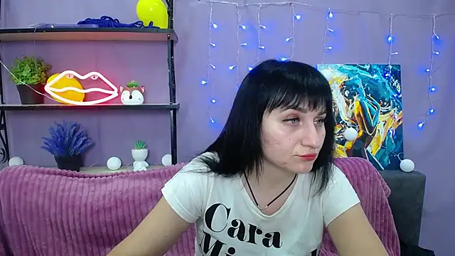 NinaFlawlees online show from January 28, 2025, 10:45 pm