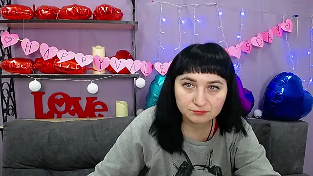 NinaFlawlees online show from February 11, 2025, 10:50 pm