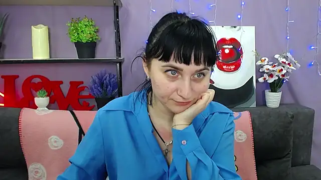 NinaFlawlees online show from March 12, 2025, 3:13 am