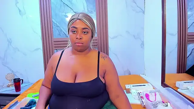 Snapshot of HannyMansonh chatting on March 6, 2025, 3:02 am HannyMansonh online show from March 6, 2025, 3:02 am