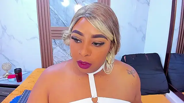 Snapshot of HannyMansonh chatting on March 7, 2025, 6:35 am HannyMansonh online show from March 7, 2025, 6:35 am