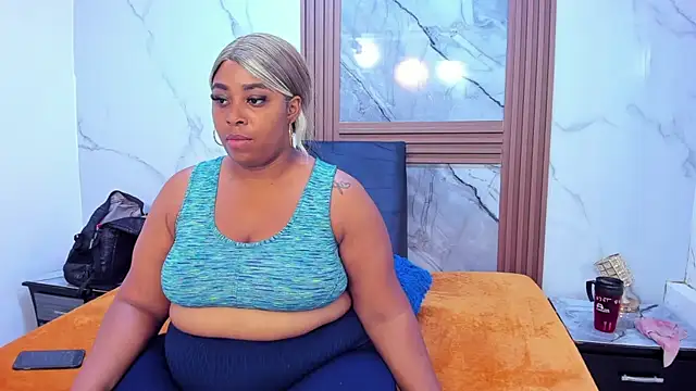 Snapshot of HannyMansonh chatting on March 8, 2025, 3:28 am HannyMansonh online show from March 8, 2025, 3:28 am