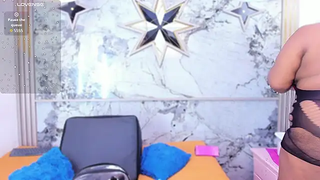 Snapshot of HannyMansonh chatting on September 20, 2025, 3:51 am HannyMansonh online show from September 20, 2025, 3:51 am