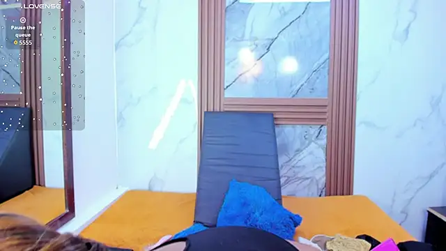 Snapshot of HannyMansonh chatting on October 28, 2025, 3:32 am HannyMansonh online show from October 28, 2025, 3:32 am