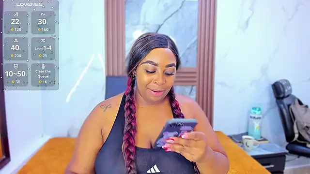 Snapshot of HannyMansonh chatting on November 2, 2025, 3:20 am HannyMansonh online show from November 2, 2025, 3:20 am