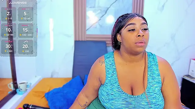 Snapshot of HannyMansonh chatting on November 7, 2025, 3:28 am HannyMansonh online show from November 7, 2025, 3:28 am