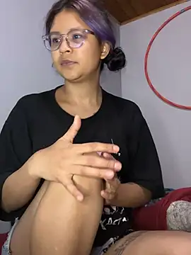 Hathorlove online show from March 13, 2025, 7:31 am