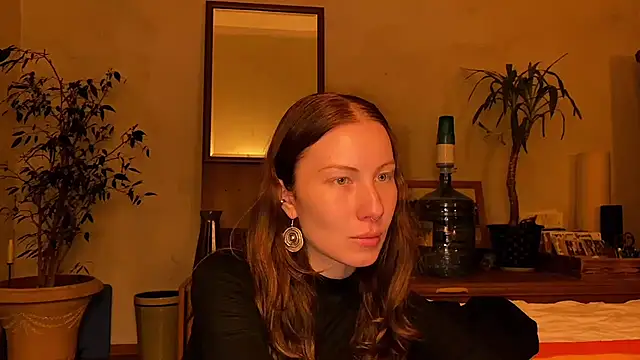 elfess online show from September 25, 2025, 7:39 pm