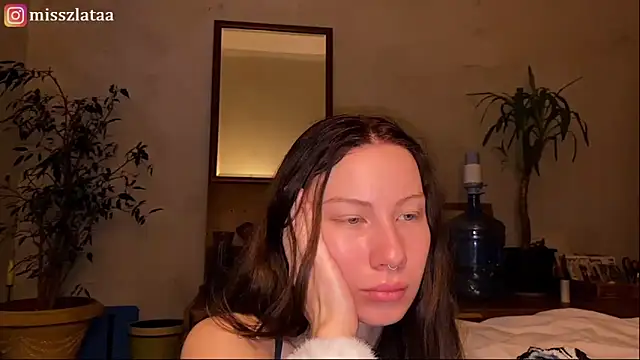 elfess online show from November 21, 2025, 5:50 am