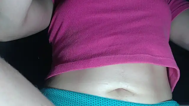 Snapshot of candylove05 chatting on October 31, 2025, 2:40 pm candylove05 online show from October 31, 2025, 2:40 pm