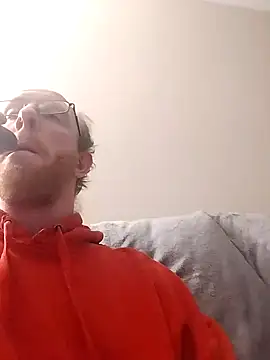 Snapshot of TaylorBlaze chatting on December 30, 2024, 2:20 am TaylorBlaze online show from December 30, 2024, 2:20 am