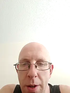 Snapshot of TaylorBlaze chatting on February 20, 2025, 4:14 pm TaylorBlaze online show from February 20, 2025, 4:14 pm