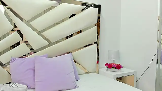 Snapshot of Naughty__Mom chatting on March 11, 2025, 9:56 am Naughty Mom online show from March 11, 2025, 9:56 am