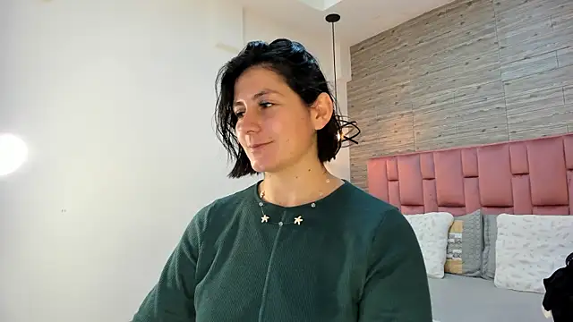 Snapshot of SarahDeyvis chatting on February 11, 2025, 1:09 pm SarahDeyvis online show from February 11, 2025, 1:09 pm