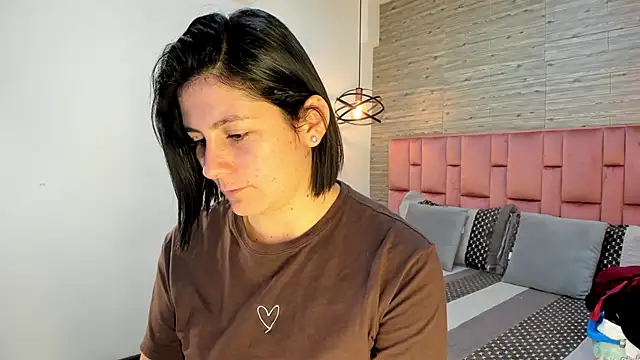 Snapshot of SarahDeyvis chatting on February 25, 2025, 1:50 pm SarahDeyvis online show from February 25, 2025, 1:50 pm