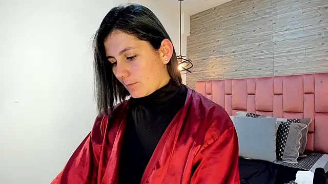 Snapshot of SarahDeyvis chatting on March 6, 2025, 6:05 pm SarahDeyvis online show from March 6, 2025, 6:05 pm