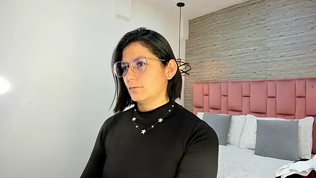 Snapshot of SarahDeyvis chatting on March 20, 2025, 3:04 pm SarahDeyvis online show from March 20, 2025, 3:04 pm