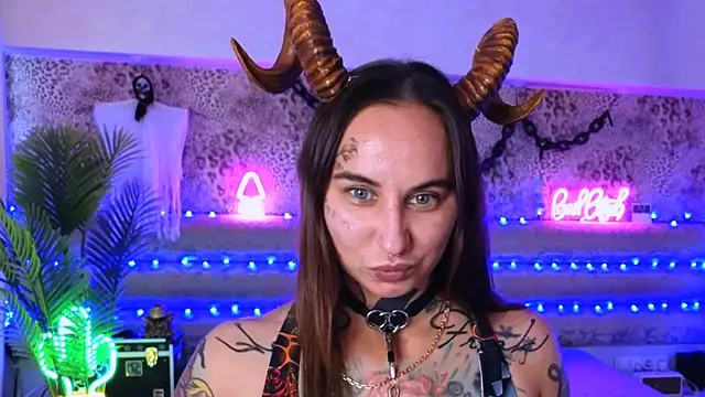 Cool Freak  online show from September 21, 2025, 10:17 am