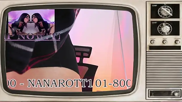 Snapshot of NanaRott chatting on January 25, 2025, 1:21 am NanaRott online show from January 25, 2025, 1:21 am