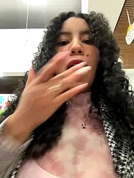 Snapshot of serena_willow chatting on November 15, 2025, 2:53 am serena willow online show from November 15, 2025, 2:53 am