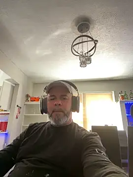 Snapshot of Cristian-Brayan chatting on September 10, 2025, 3:34 pm Cristian-Brayan online show from September 10, 2025, 3:34 pm