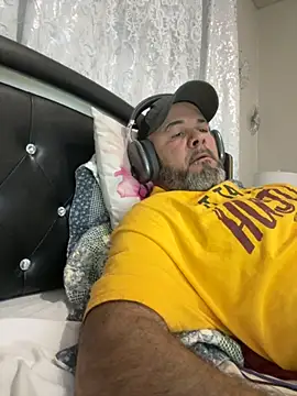 Cristian-Brayan online show from October 30, 2025, 10:49 am