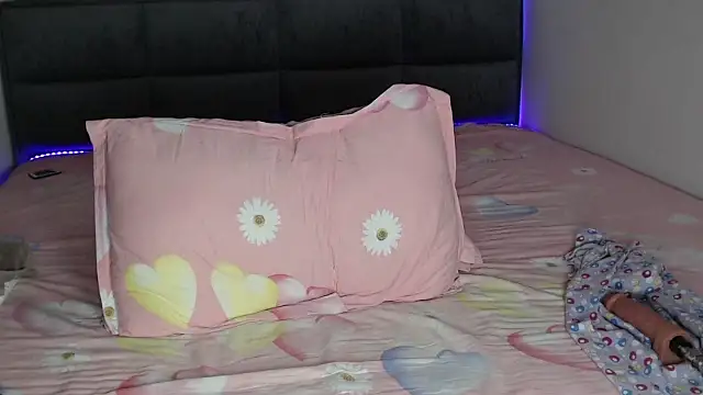 Snapshot of sahansa chatting on February 2, 2025, 8:35 am sahansa online show from February 2, 2025, 8:35 am