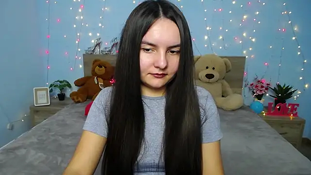 JasmineAsha online show from January 17, 2025, 7:30 am