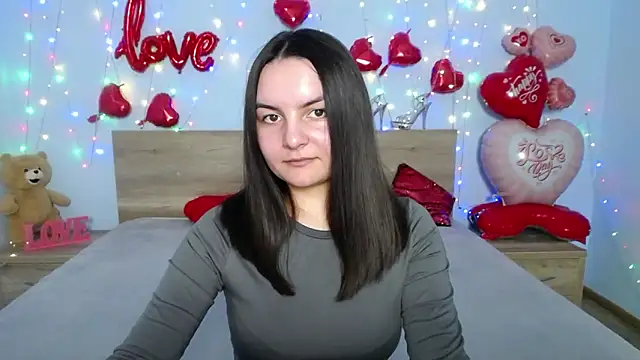 JasmineAsha online show from March 5, 2025, 1:17 pm