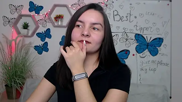 JasmineAsha online show from March 13, 2025, 10:15 am