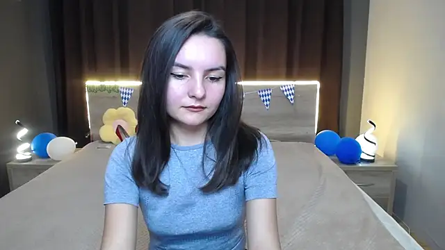 JasmineAsha online show from October 3, 2025, 6:38 pm