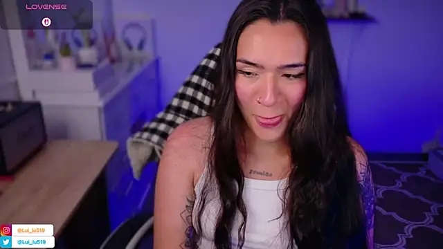 Snapshot of ImLui_lu chatting on November 19, 2025, 4:51 pm ImLui lu online show from November 19, 2025, 4:51 pm