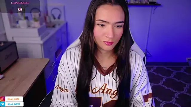 Snapshot of ImLui_lu chatting on December 1, 2025, 12:15 am ImLui lu online show from December 1, 2025, 12:15 am