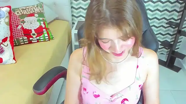 Snapshot of LILAFAVE chatting on December 4, 2024, 12:14 pm LILAFAVE online show from December 4, 2024, 12:14 pm