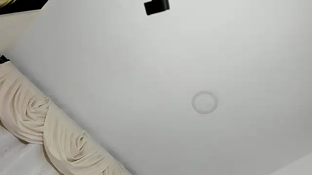 sarita loven online show from December 3, 2025, 4:53 am