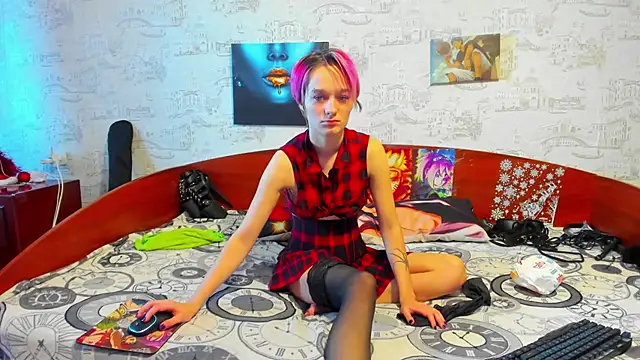 KagamiTayga online show from January 12, 2025, 8:04 am