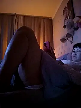 Snapshot of ROXOLANAA_SEXY chatting on March 18, 2025, 11:09 pm ROXOLANAA SEXY online show from March 18, 2025, 11:09 pm