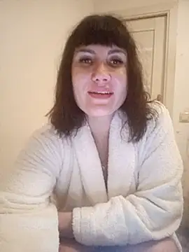 Snapshot of ROXOLANAA_SEXY chatting on March 20, 2025, 9:02 pm ROXOLANAA SEXY online show from March 20, 2025, 9:02 pm