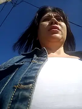 Snapshot of ROXOLANAA_SEXY chatting on September 14, 2025, 9:41 am ROXOLANAA SEXY online show from September 14, 2025, 9:41 am