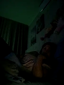 Snapshot of ROXOLANAA_SEXY chatting on September 19, 2025, 12:02 am ROXOLANAA SEXY online show from September 19, 2025, 12:02 am