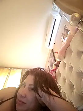 Snapshot of ROXOLANAA_SEXY chatting on September 20, 2025, 5:52 am ROXOLANAA SEXY online show from September 20, 2025, 5:52 am