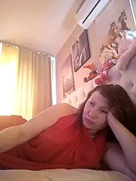 Snapshot of ROXOLANAA_SEXY chatting on December 4, 2025, 10:02 am ROXOLANAA SEXY online show from December 4, 2025, 10:02 am