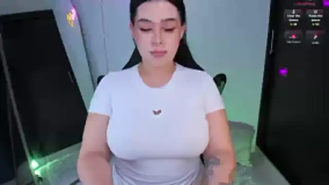 Snapshot of daniela_hornny chatting on October 28, 2025, 5:11 am daniela hornny online show from October 28, 2025, 5:11 am