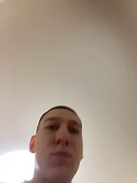 Snapshot of Comprom1se chatting on February 26, 2025, 10:04 am Comprom1se online show from February 26, 2025, 10:04 am