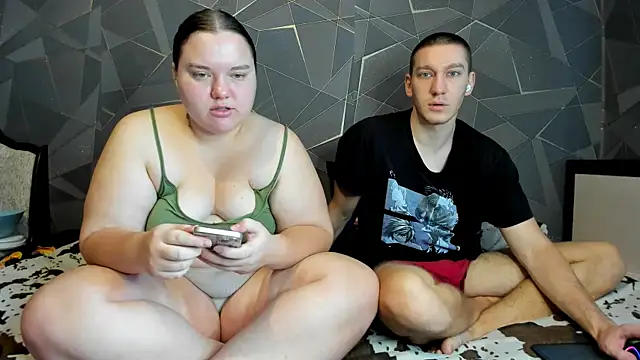 Snapshot of Comprom1se chatting on October 27, 2025, 11:03 am Comprom1se online show from October 27, 2025, 11:03 am