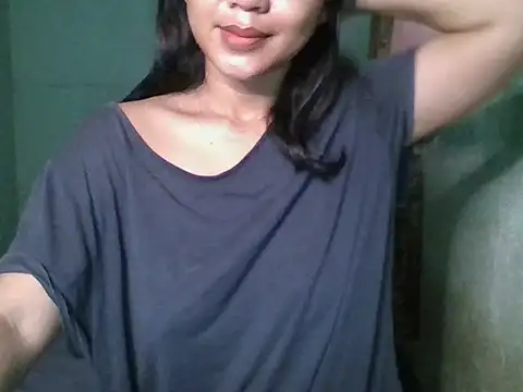 Snapshot of _smiling4u_ chatting on October 16, 2025, 9:05 pm smiling4u online show from October 16, 2025, 9:05 pm