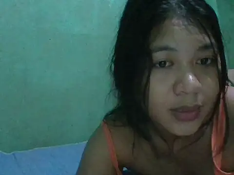 Snapshot of _smiling4u_ chatting on October 26, 2025, 1:50 pm smiling4u online show from October 26, 2025, 1:50 pm