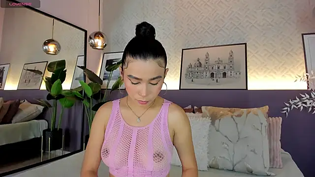 susan cute198 online show from October 4, 2025, 12:03 pm